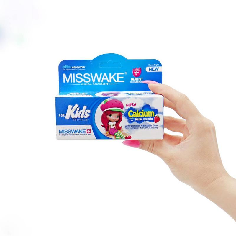 خمیر دندان کودک میسویک مدل دختر کفش‌دوزکی با طعم توت فرنگی حجم 50 میلی لیتر