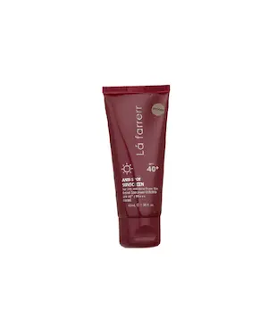 کرم ضدآفتاب لافارر مخصوص پوست چرب و مستعد آکنه دارای +SPF40 رنگ برنز حجم ۴۰ میلی لیتر