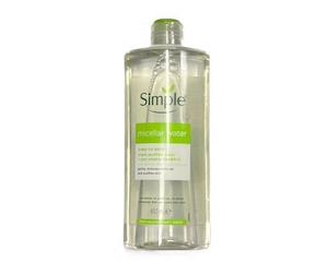 محلول پاک‌کنندۀ آرایش سیمپل مدل Kind To Skin مناسب انواع پوست حجم 400 میلی لیتر